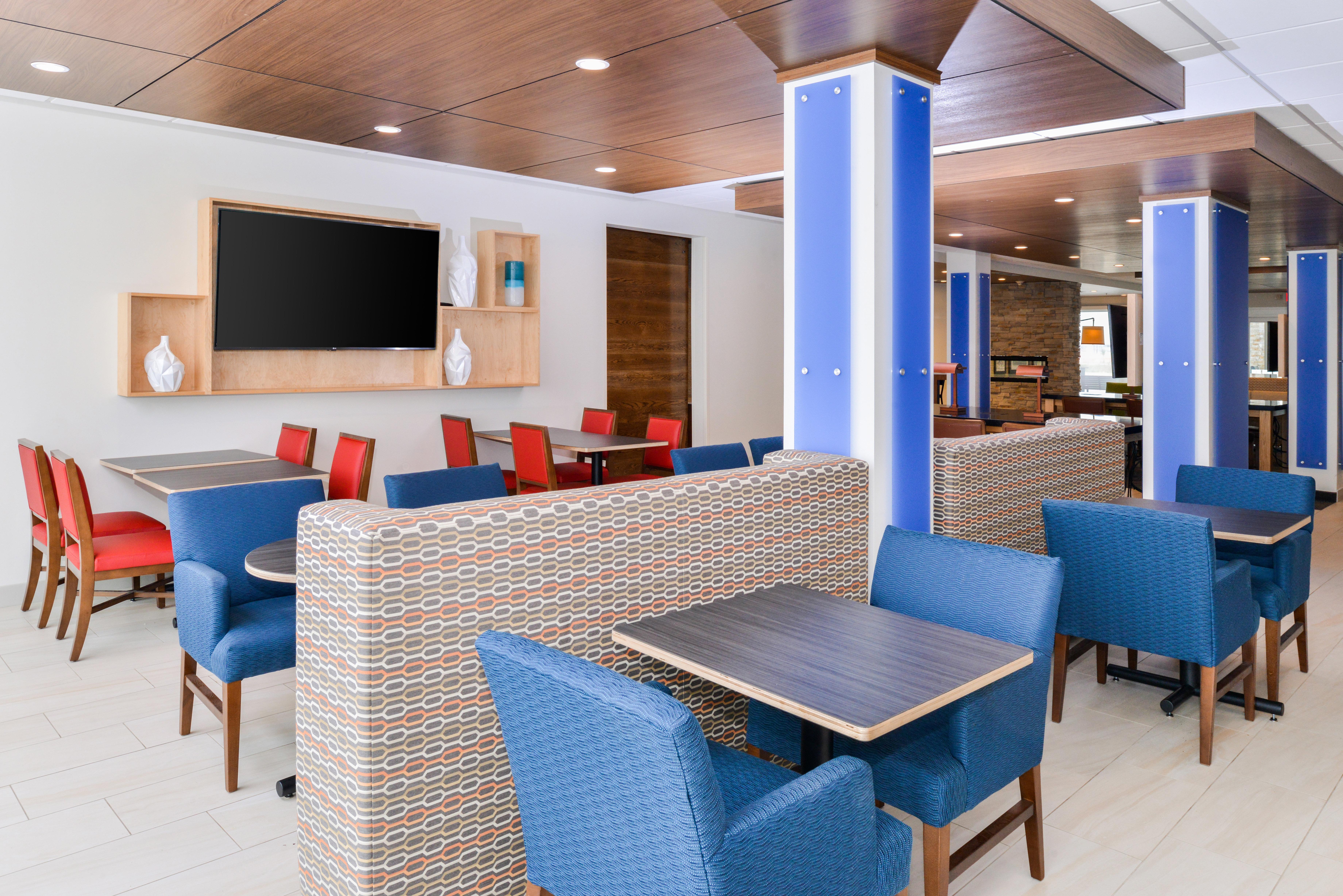 Holiday Inn Express & Suites - Ogallala By Ihg Exterior photo