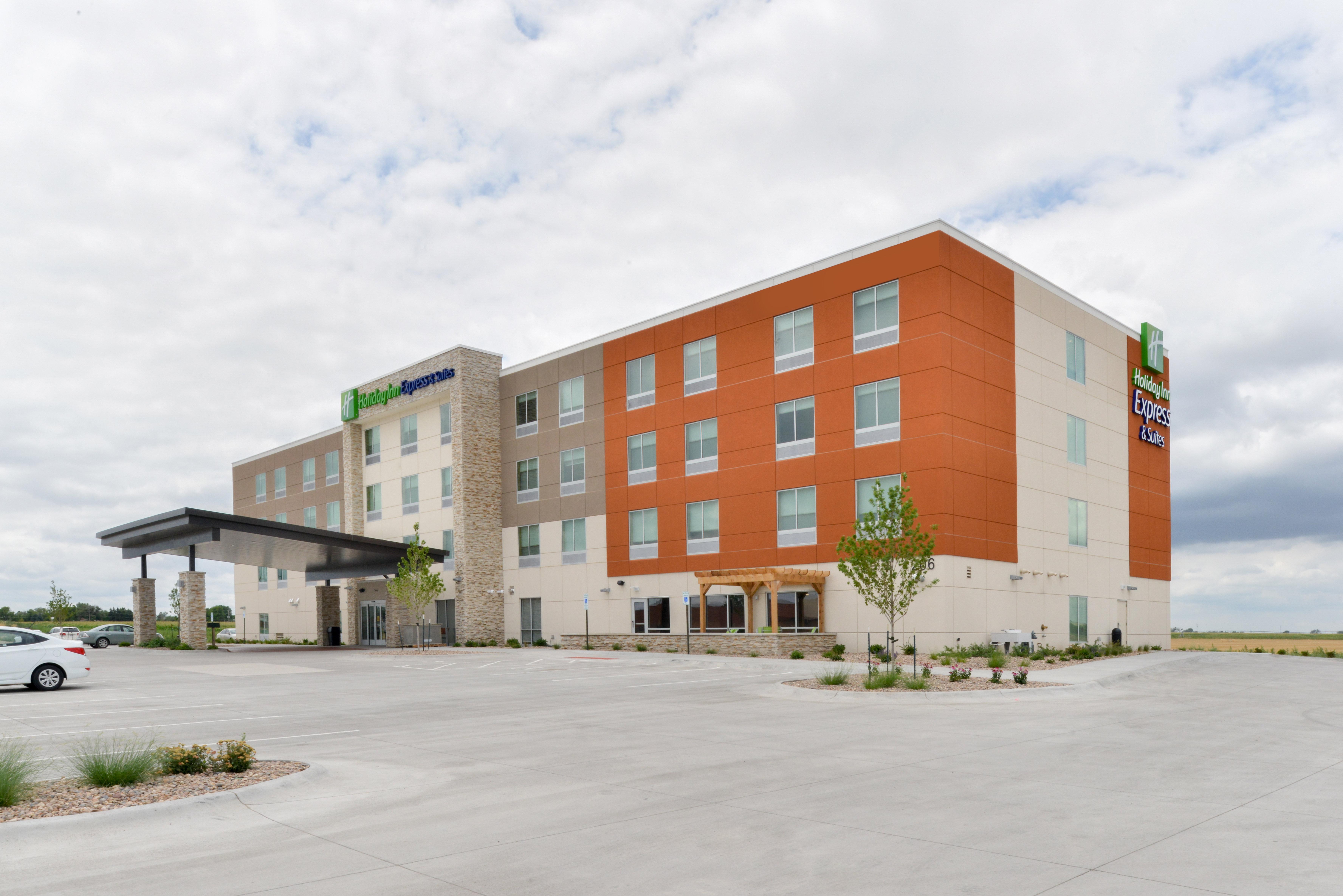 Holiday Inn Express & Suites - Ogallala By Ihg Exterior photo